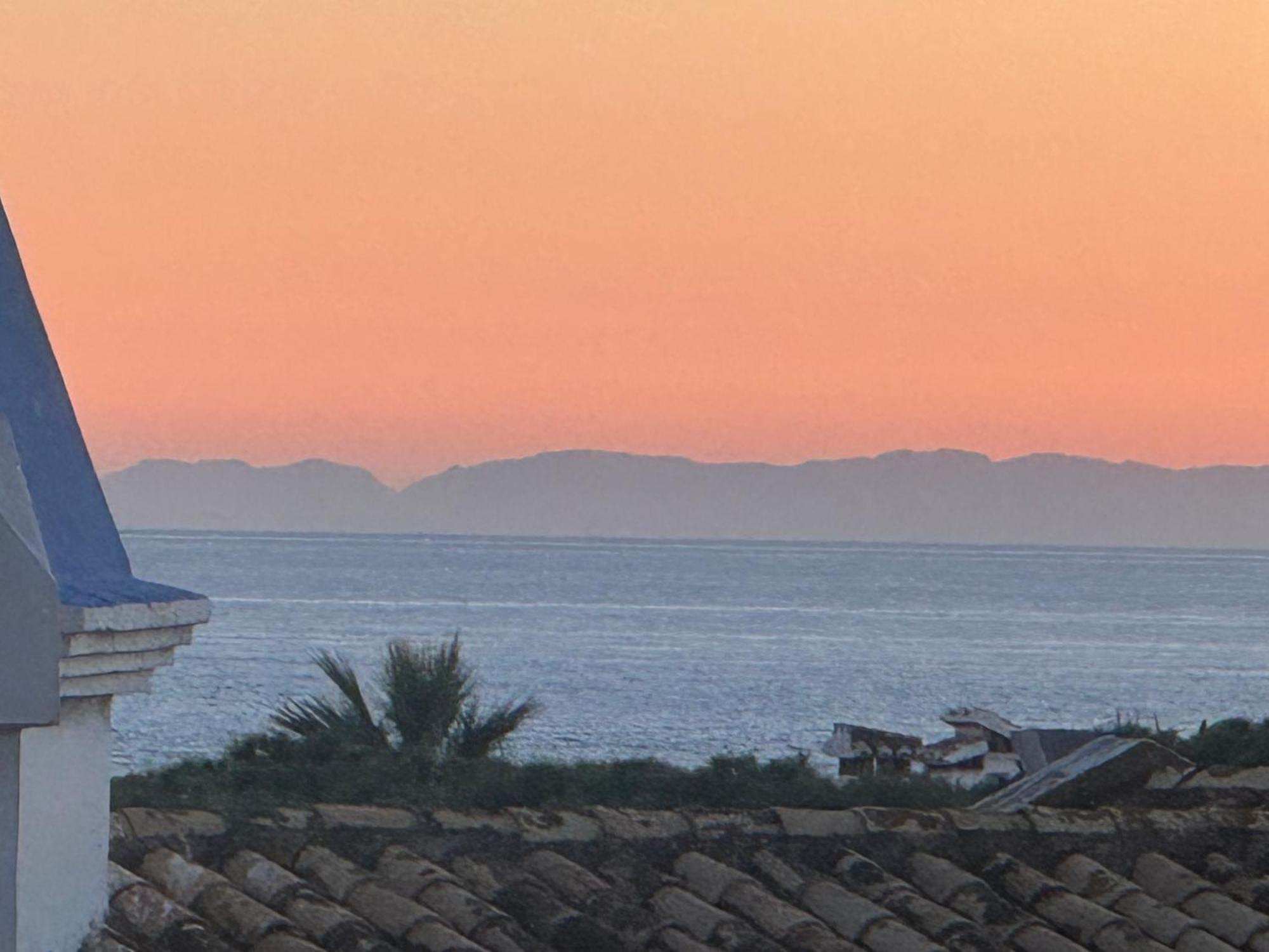 Sun Love Calypso ميخاس المظهر الخارجي الصورة